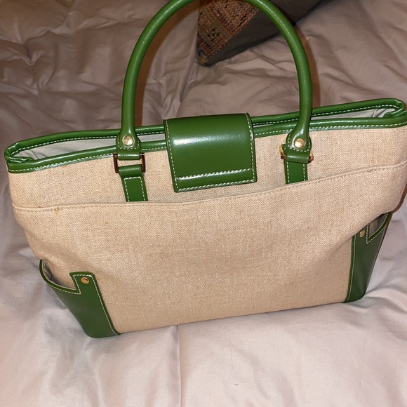 Steinem Aigner canvas bag with green trim. Perfect summer bag. Great condition - Picture 3 of 7